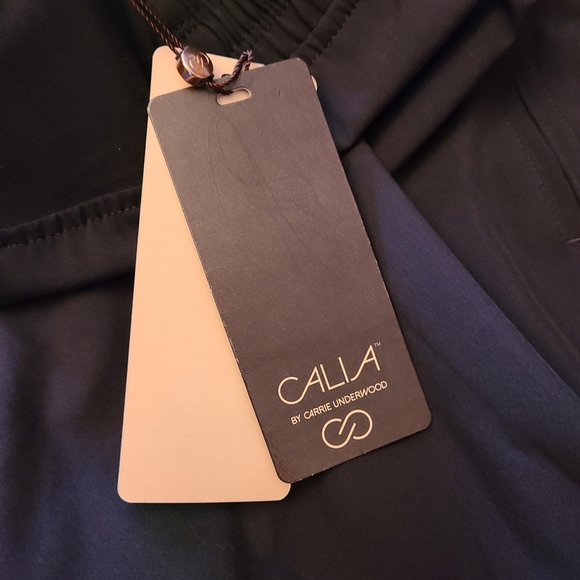 NWT Calia Mid-Rise Crop Wide Leg Pure Black Athletic Pants in Size XS - Picture 4 of 7